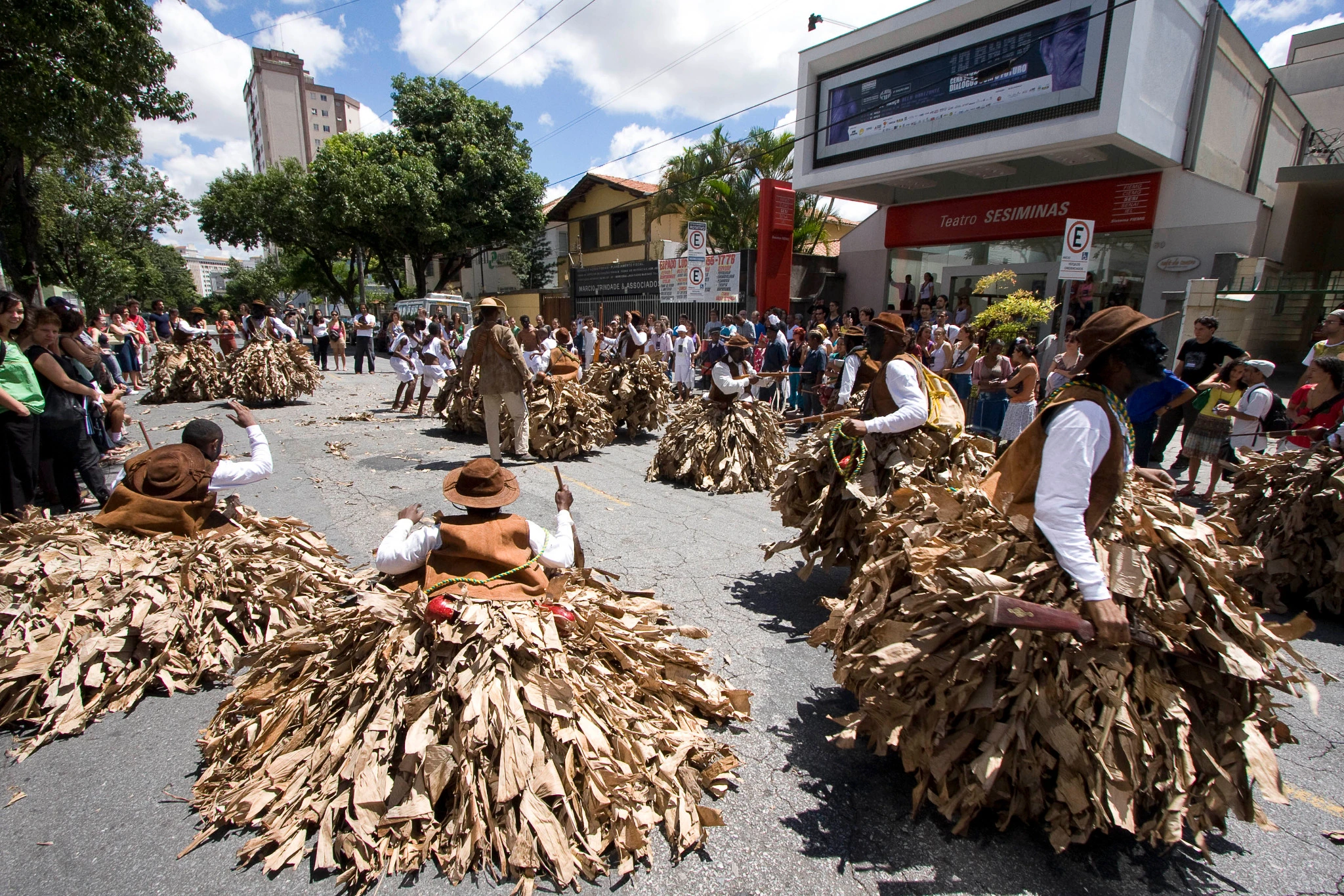 Nêgo Fugido, apresentação de rua no ECUM